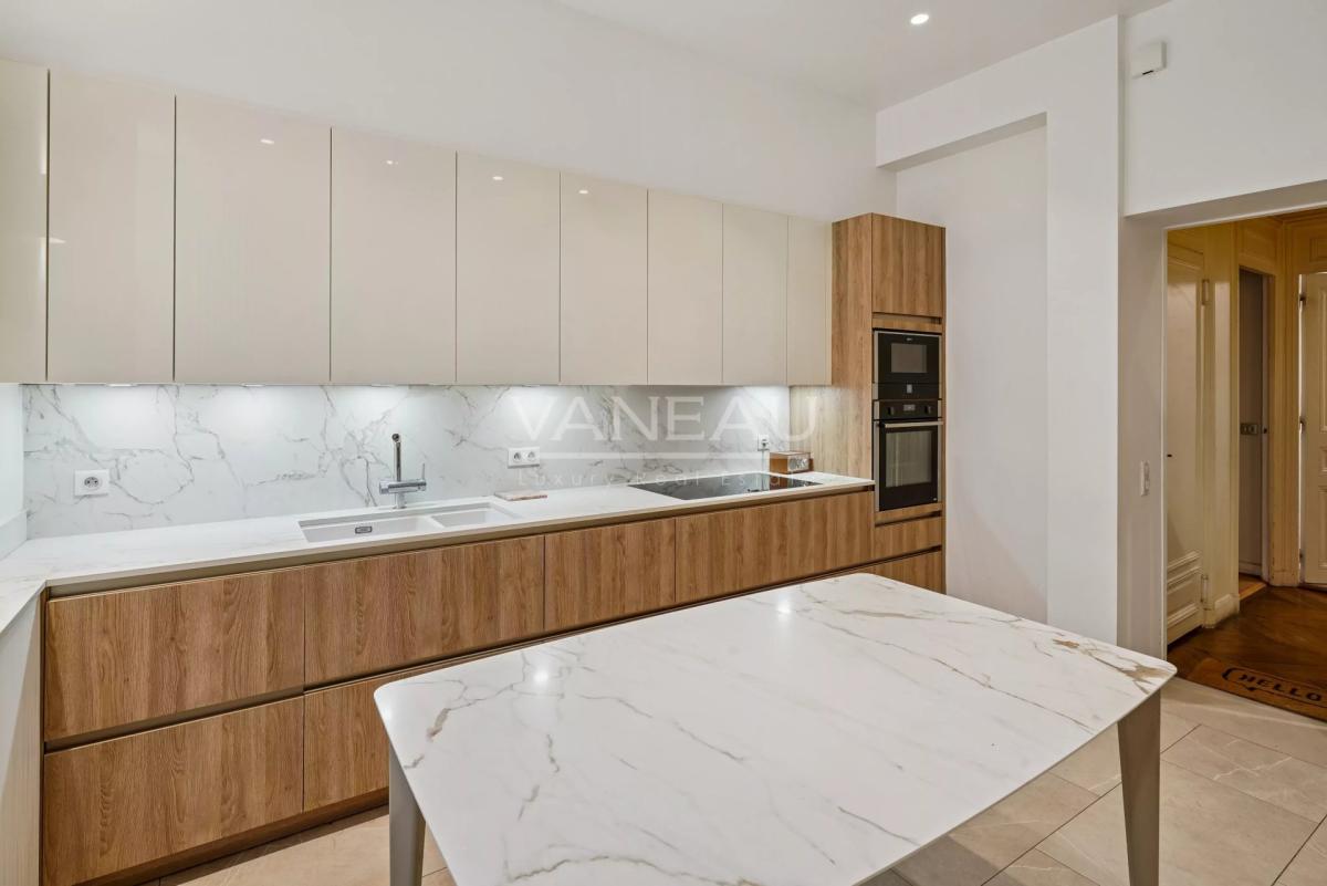 Paris XVIe - Place Mexico - Appartement familial