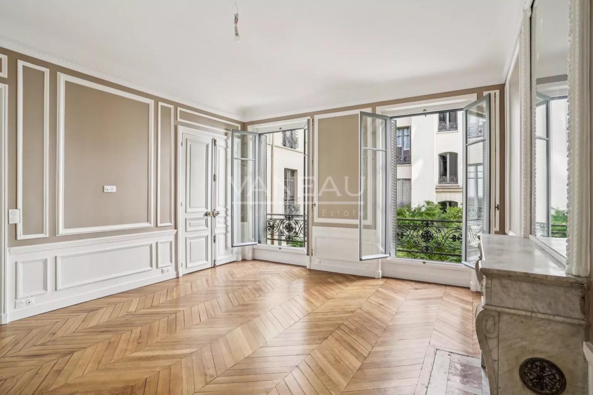 Paris XVIIe- Copropriété de grand standing - Appartement familia