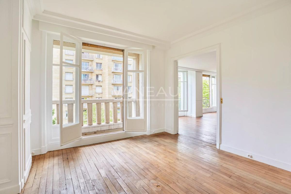 PARIS XVI – MICHEL ANGE-MOLITOR - PARC SAINTE-PERINE