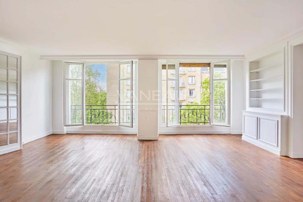 PARIS XVI – MICHEL ANGE-MOLITOR - PARC SAINTE-PERINE