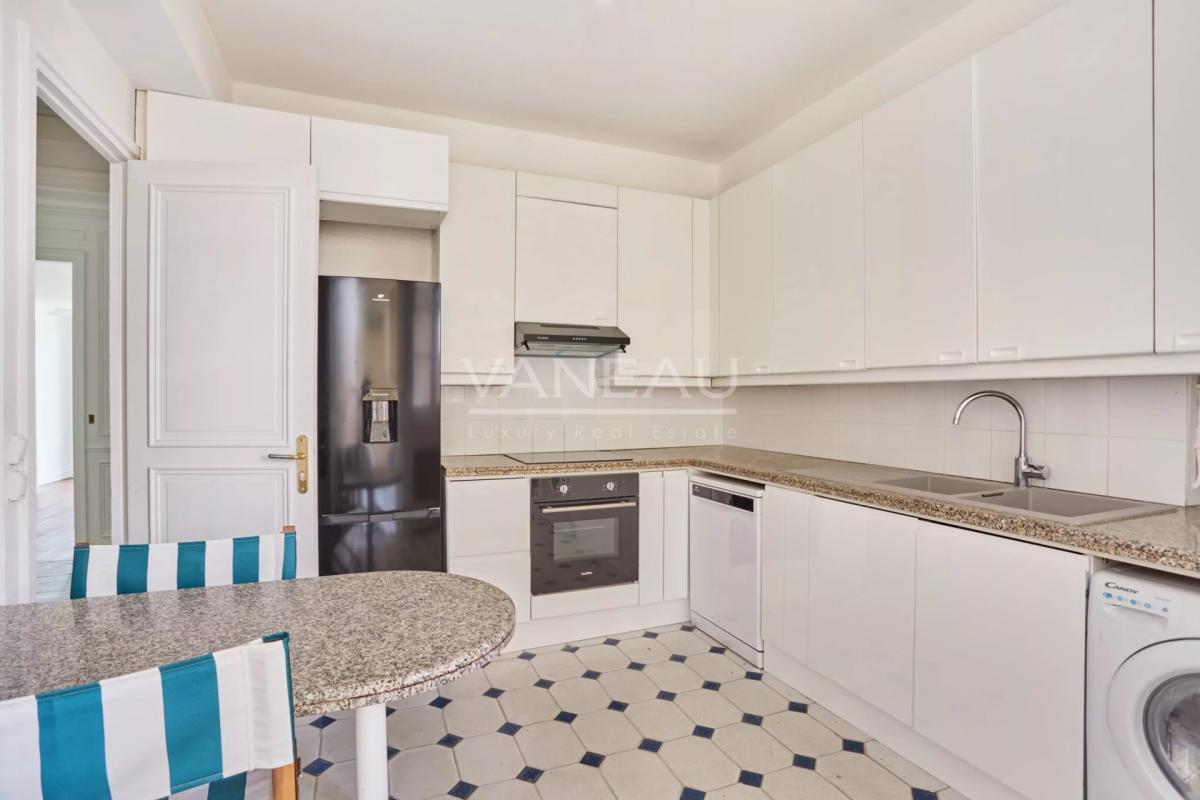 PARIS XVI – MICHEL ANGE-MOLITOR - PARC SAINTE-PERINE