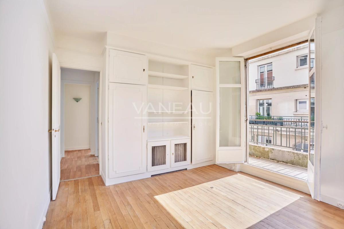 PARIS XVI – MICHEL ANGE-MOLITOR - PARC SAINTE-PERINE