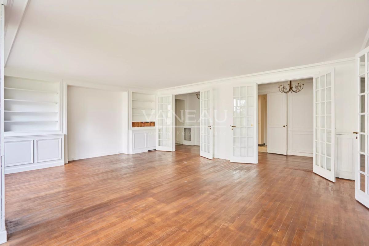 PARIS XVI – MICHEL ANGE-MOLITOR - PARC SAINTE-PERINE