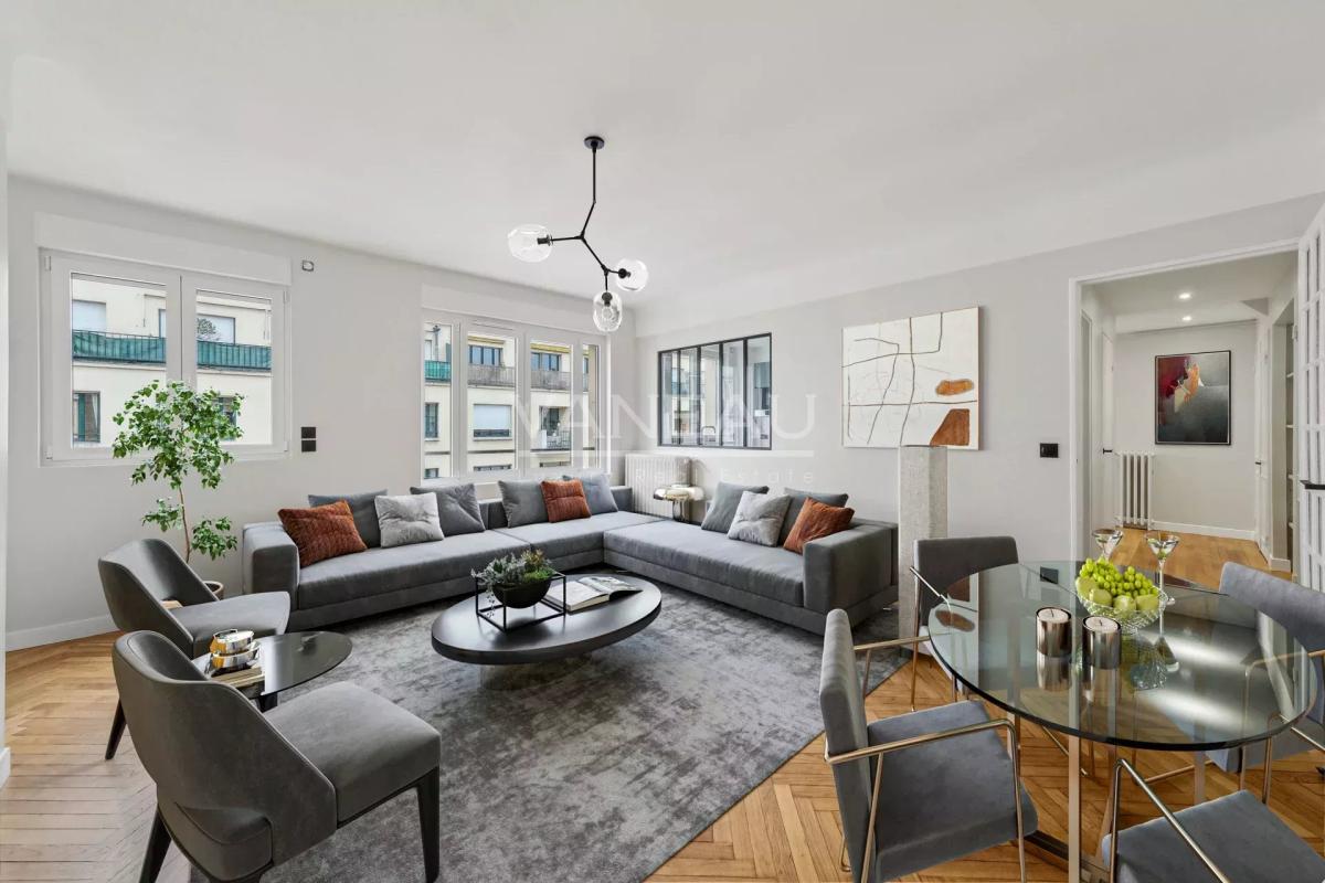 Paris VIIe - Champ de Mars / Quai Branly - 3 Pièces Dernier étag