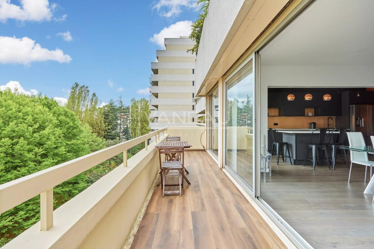 Boulogne - Appartement familial avec balcon et parking