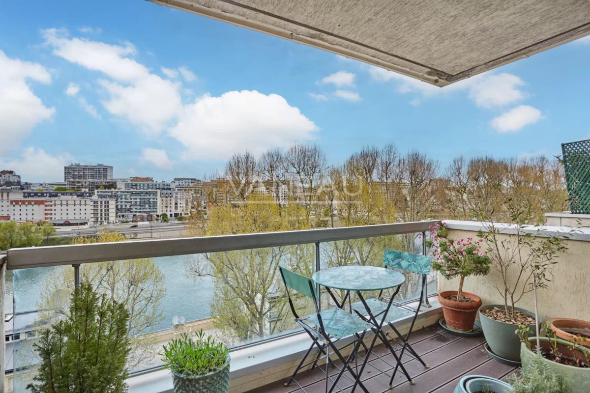 Neuilly - Duplex d’exception - Vue Seine, à proximité des commer