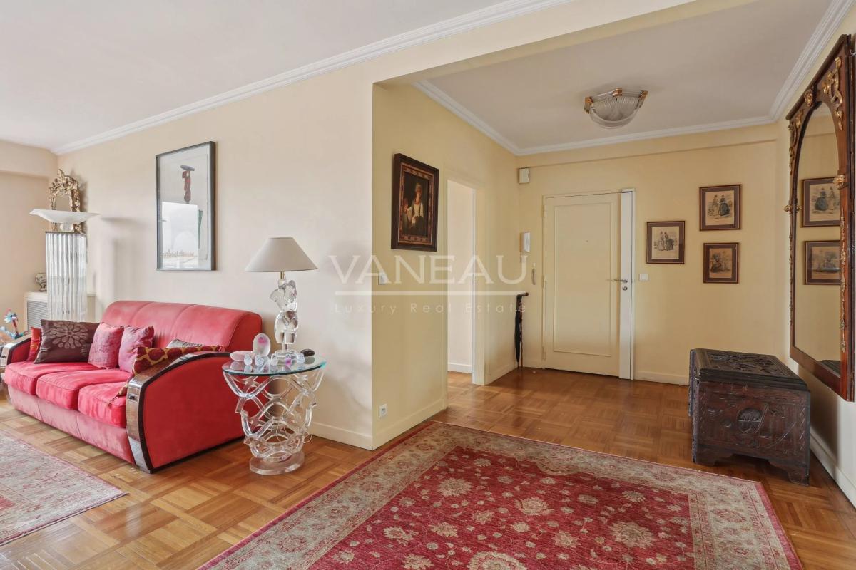 PARIS XVI - Auteuil Sud - Appartement familial avec balcon large