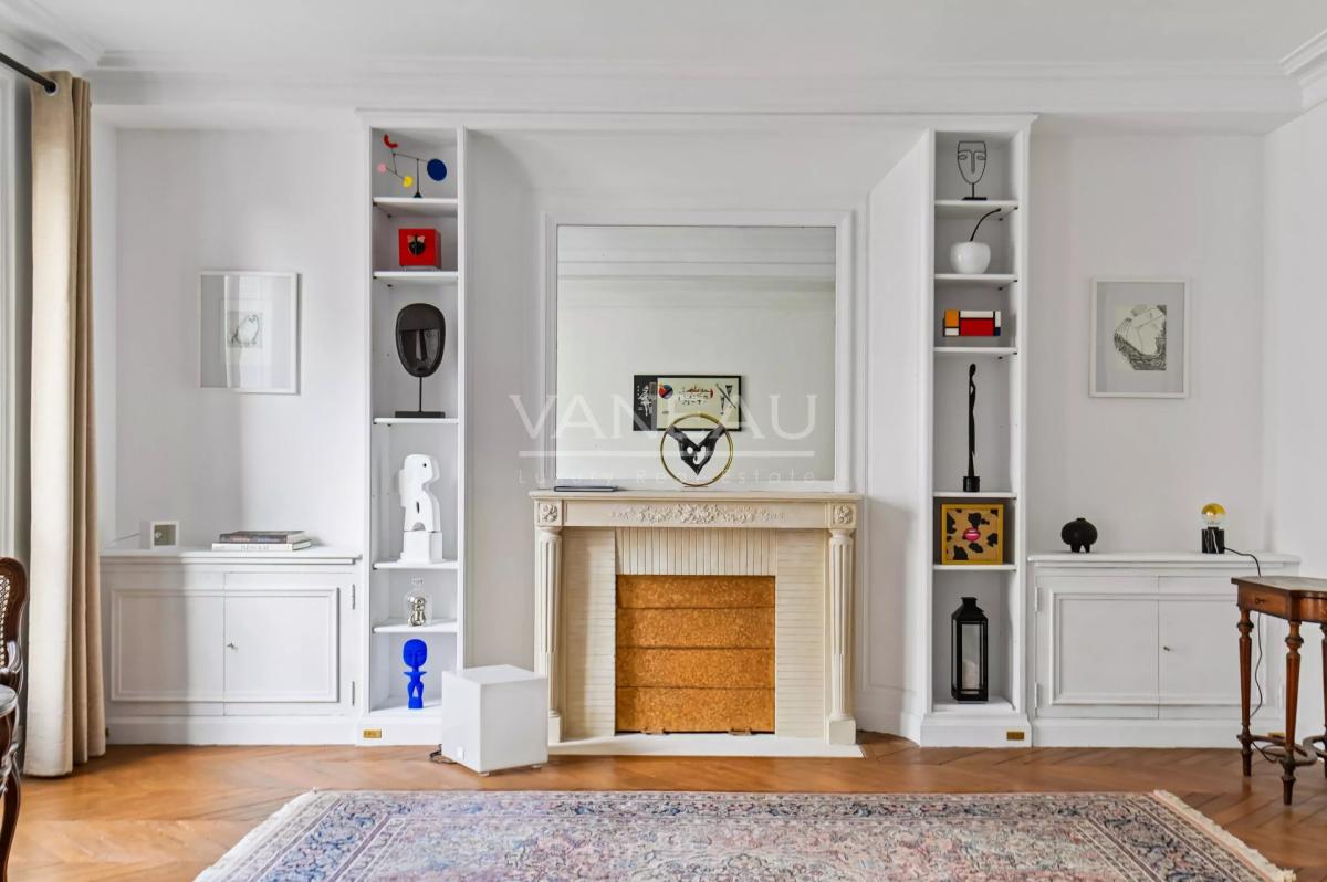 PARIS XVI - Passy Muette - Bel appartement - Deux chambres - Eta