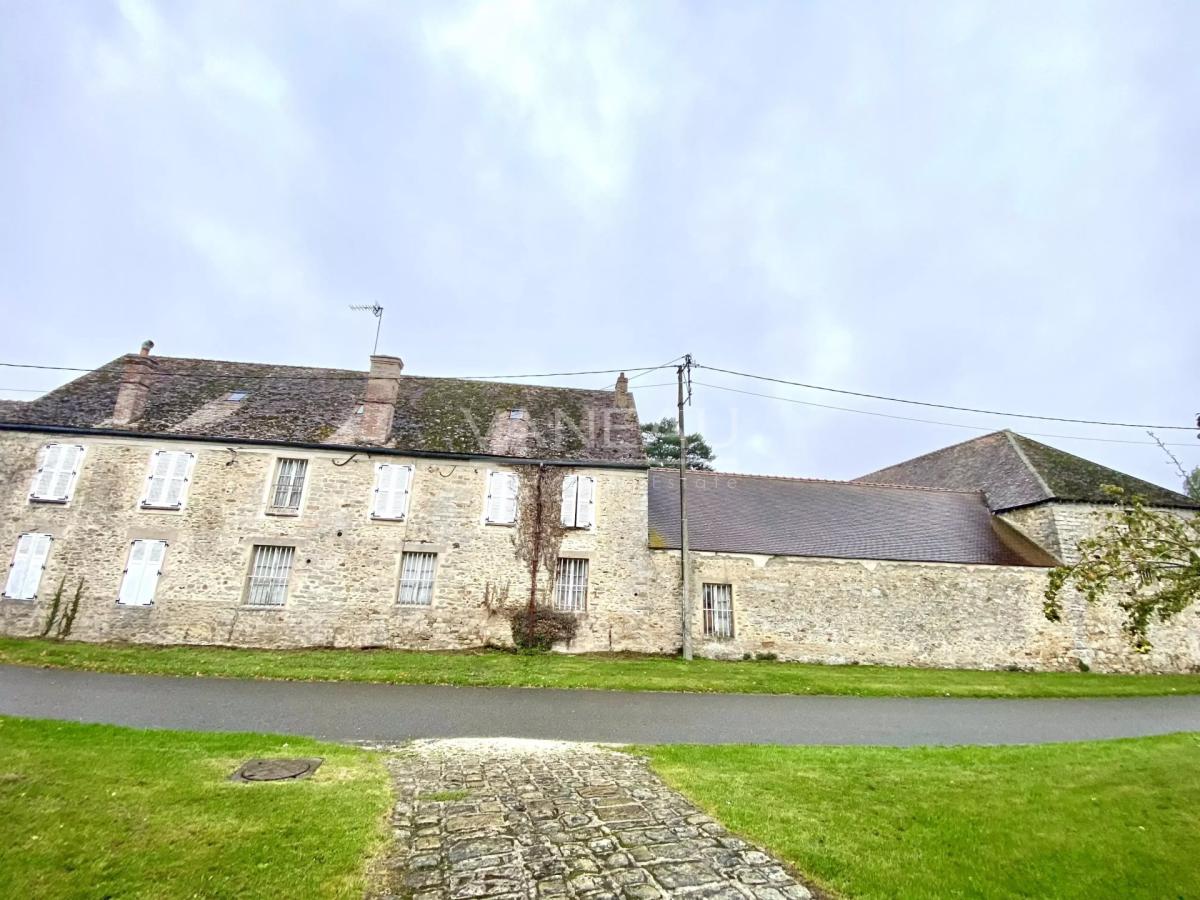 Corps de ferme à fort potentiel – Opportunité investisseurs aux 