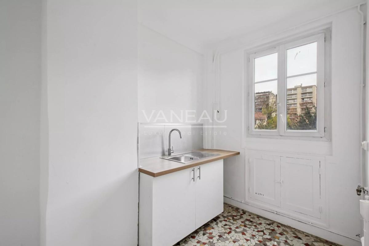 Meudon - 2 pièces à rénover, sans vis à vis