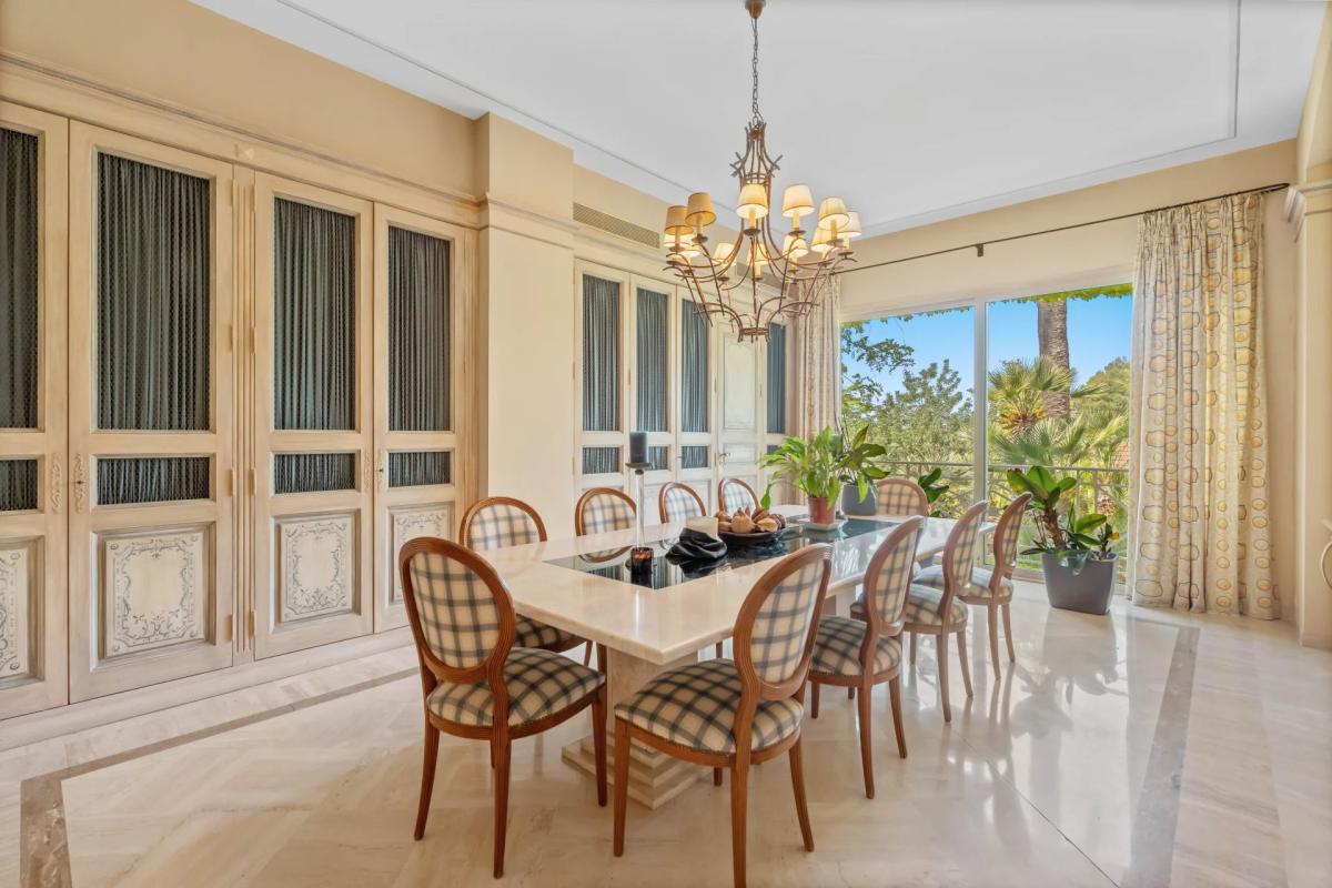 Cannes -  Villa Belle époque avec vue mer panoramique à vendre