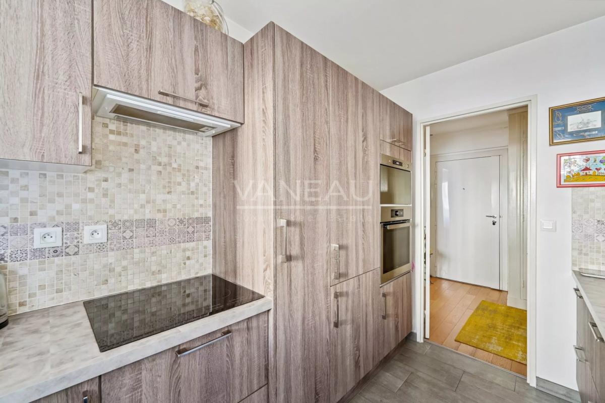 PARIS XVI - Auteuil - Sainte Perrine