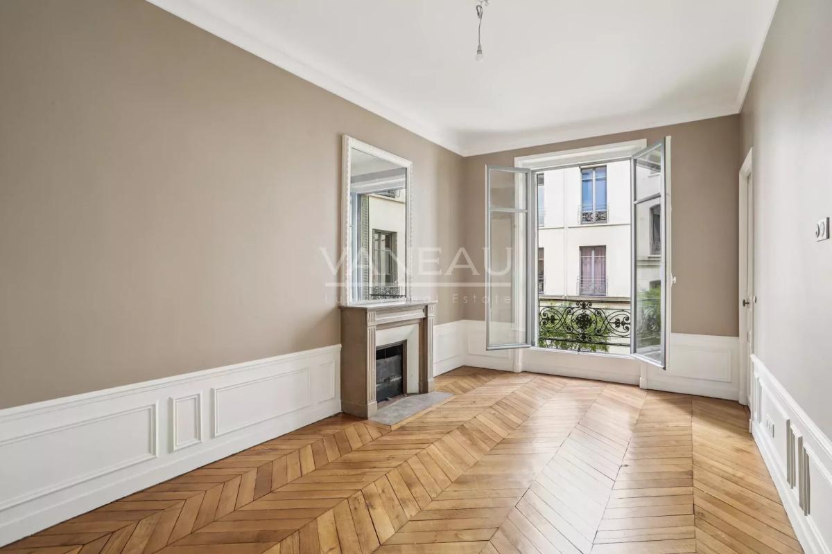 Paris XVIIe- Copropriété de grand standing - Appartement familia