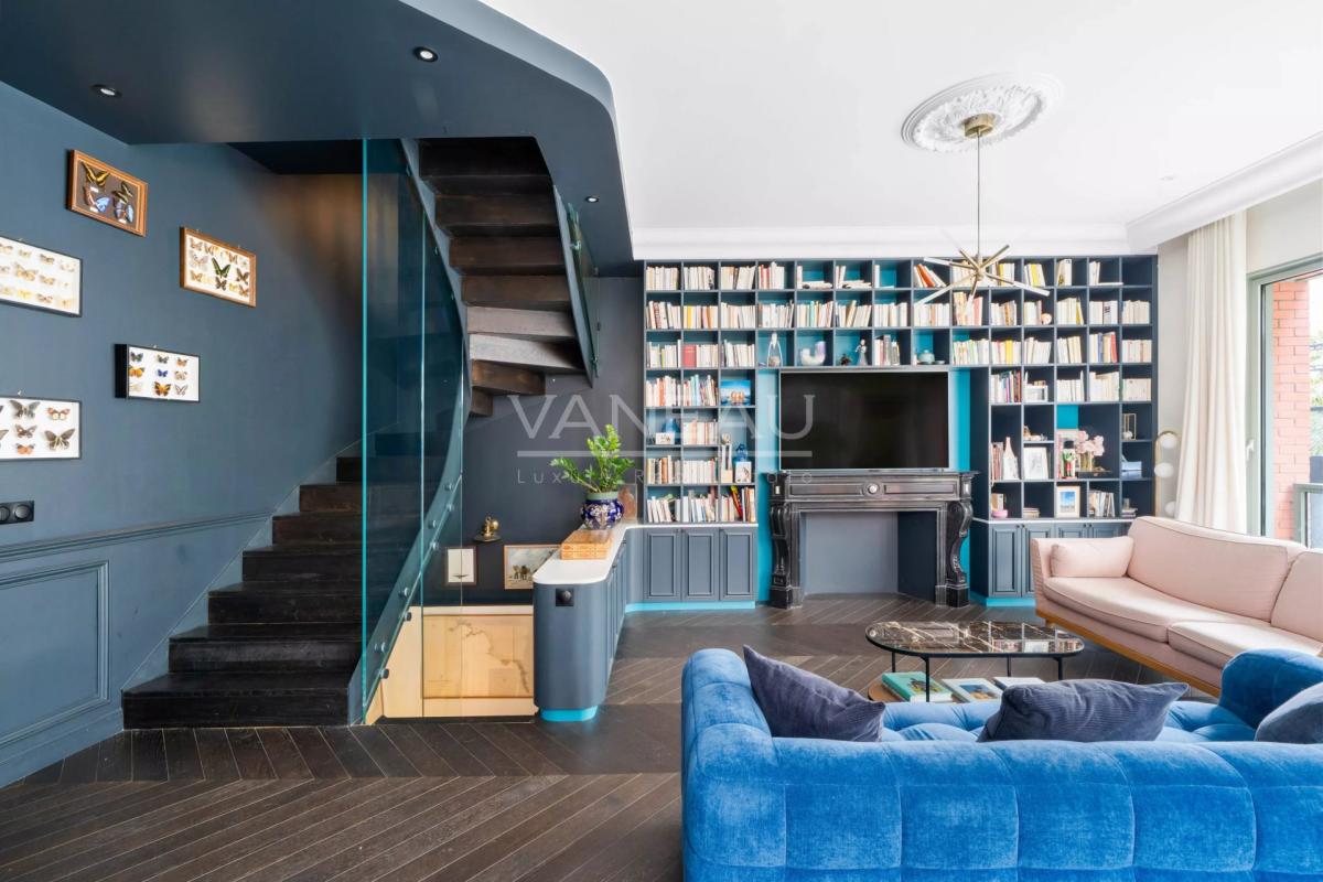 Paris XVIe -Trocadéro- Maison loft atypique