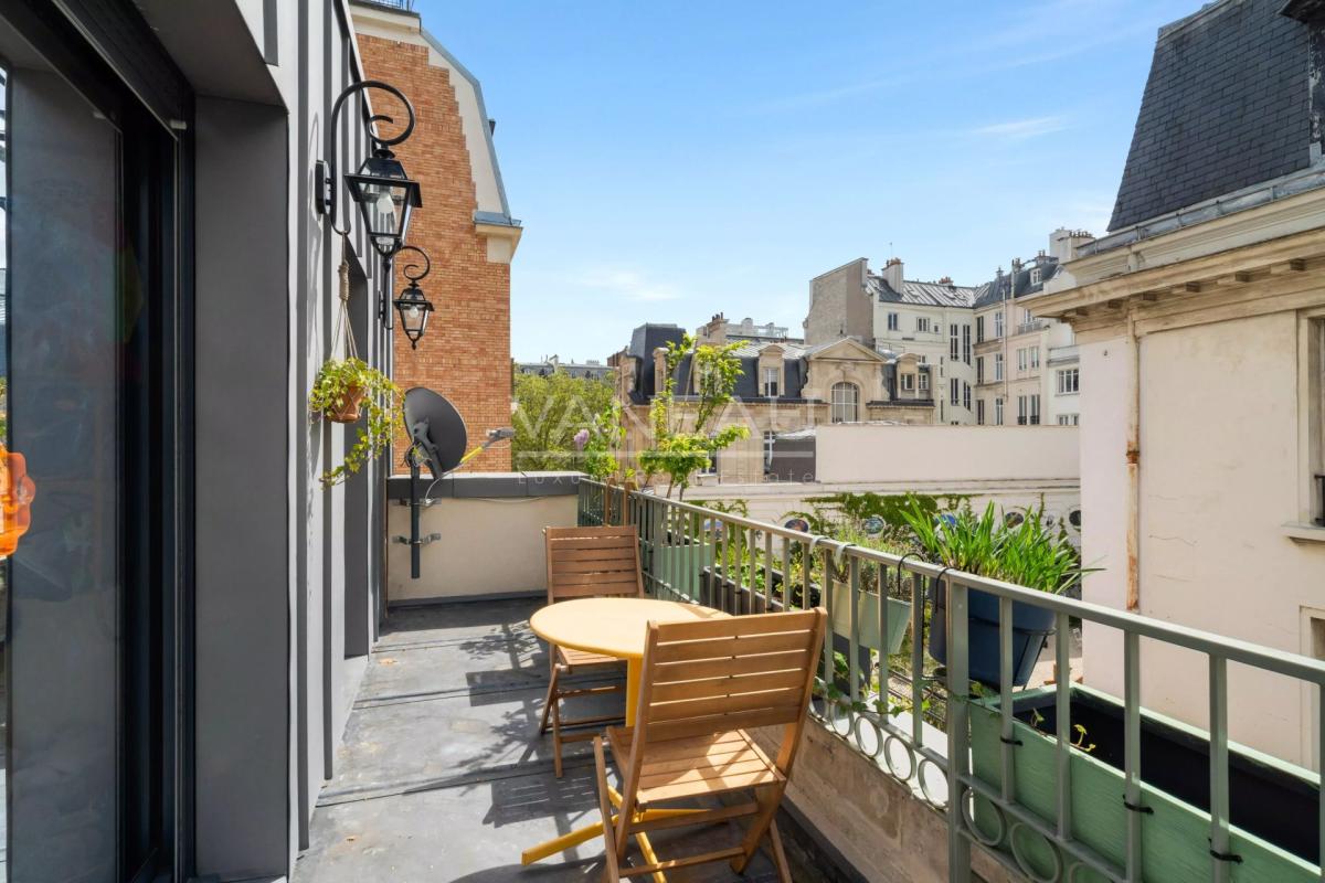 Paris XVIe -Trocadéro- Maison loft atypique
