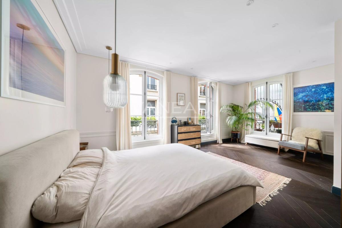 Paris XVIe -Trocadéro- Maison loft atypique