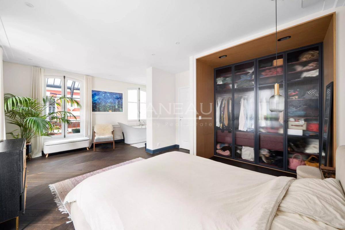 Paris XVIe -Trocadéro- Maison loft atypique