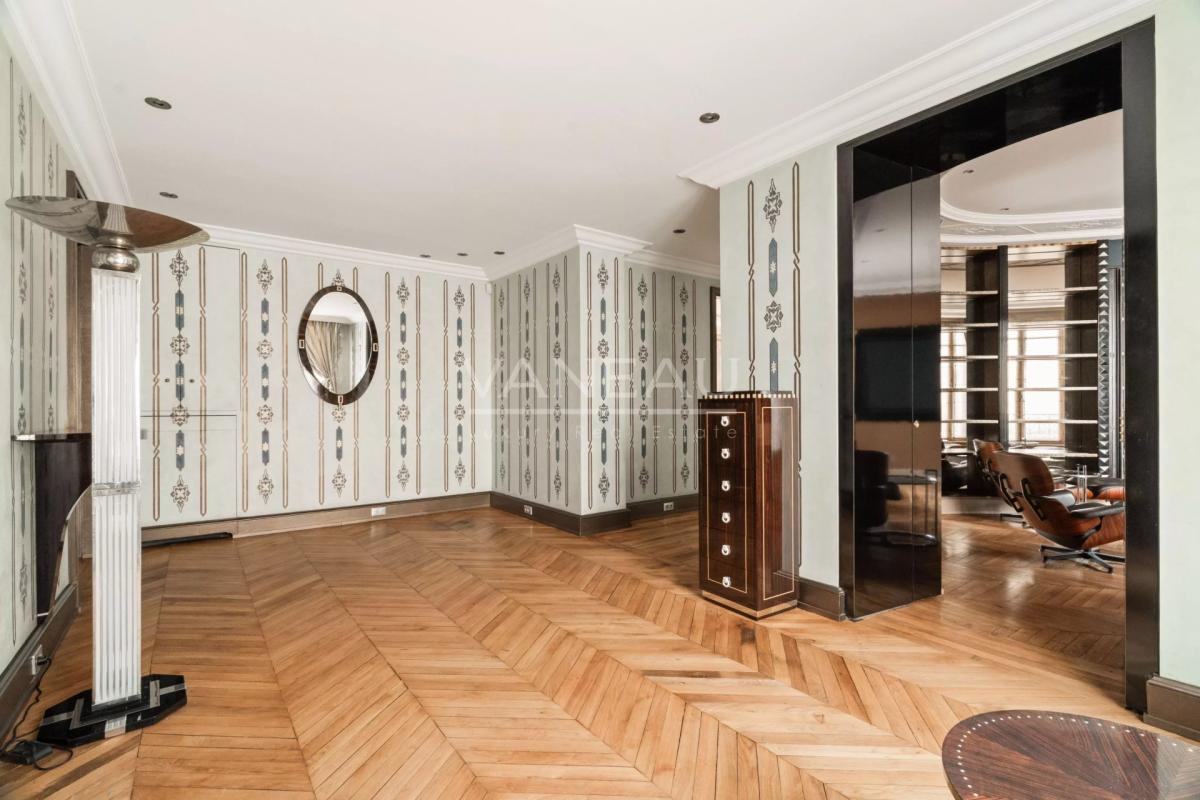 Paris XVIe - Trocadéro - Vue monuments.