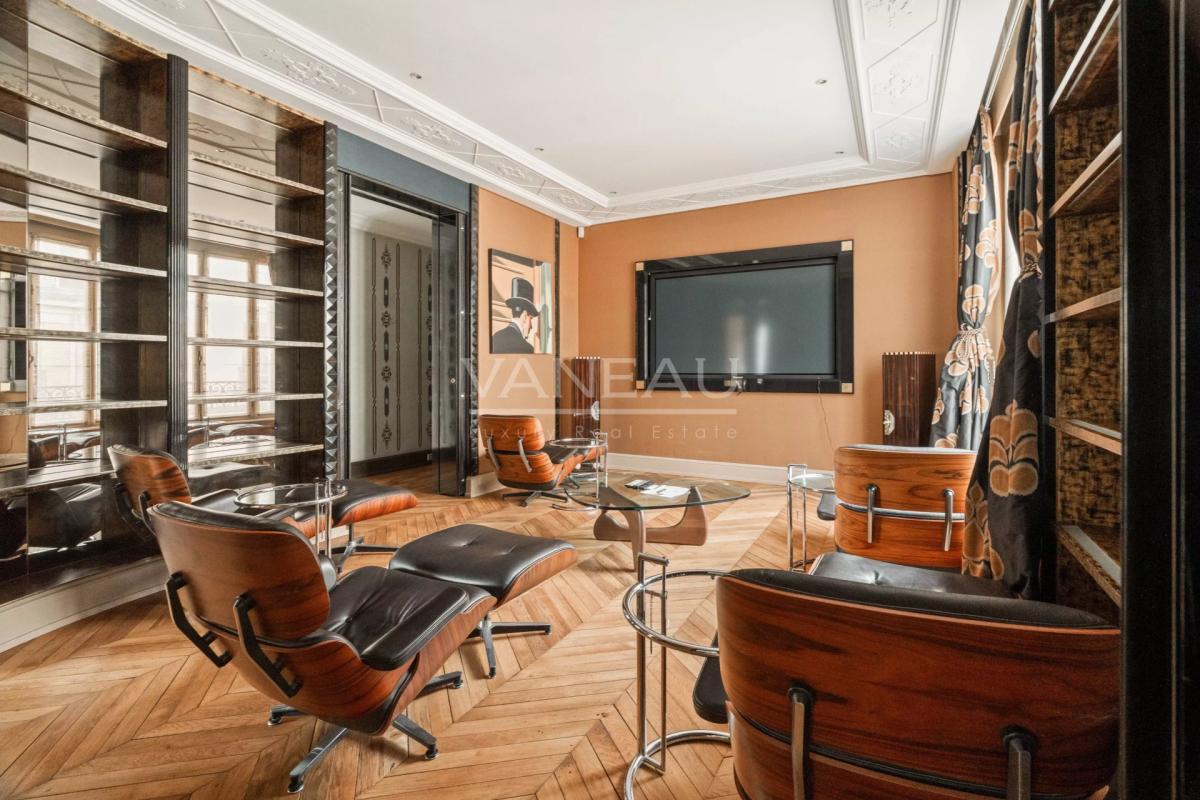 Paris XVIe - Trocadéro - Vue monuments.