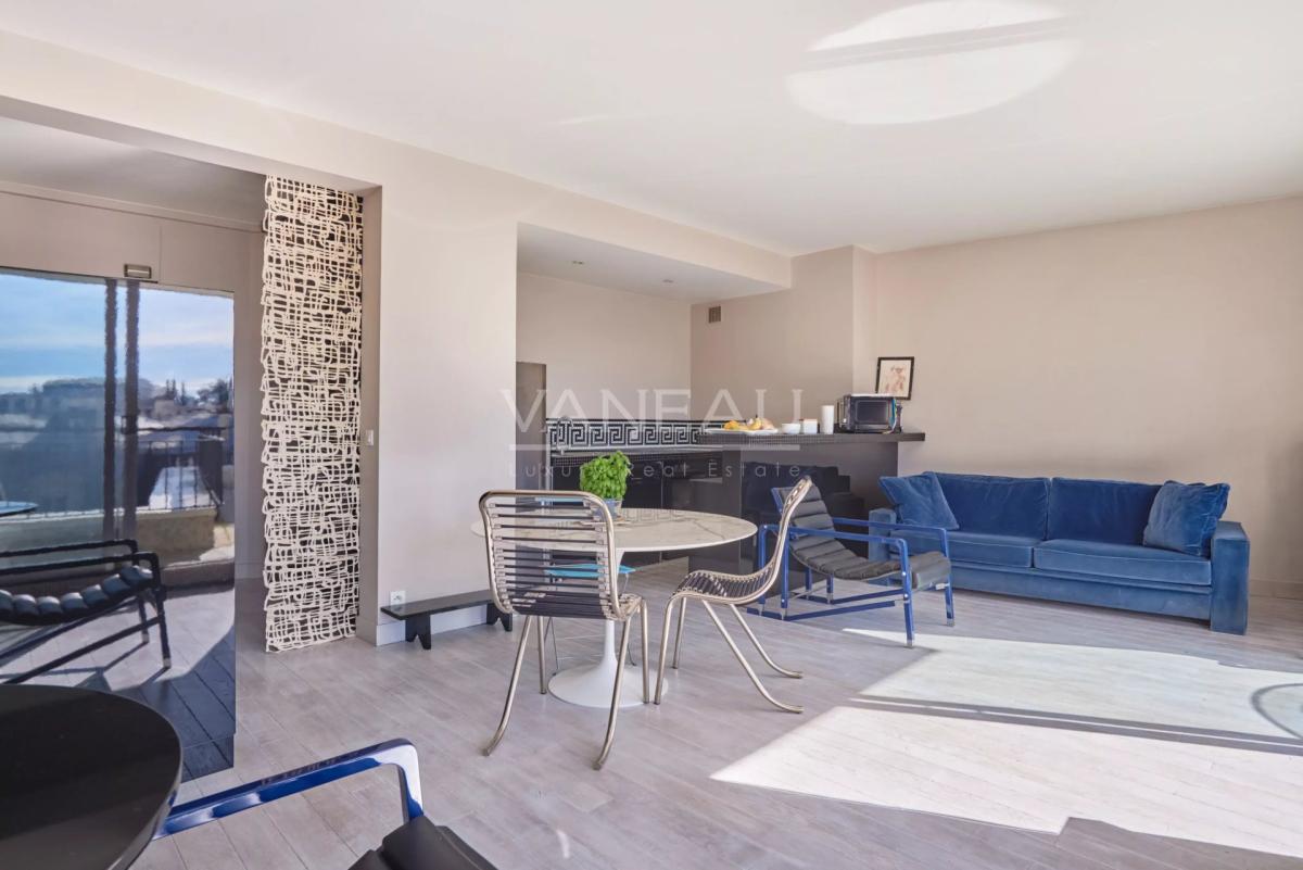 Paris XVIe - Terrasse avec vue dégagée