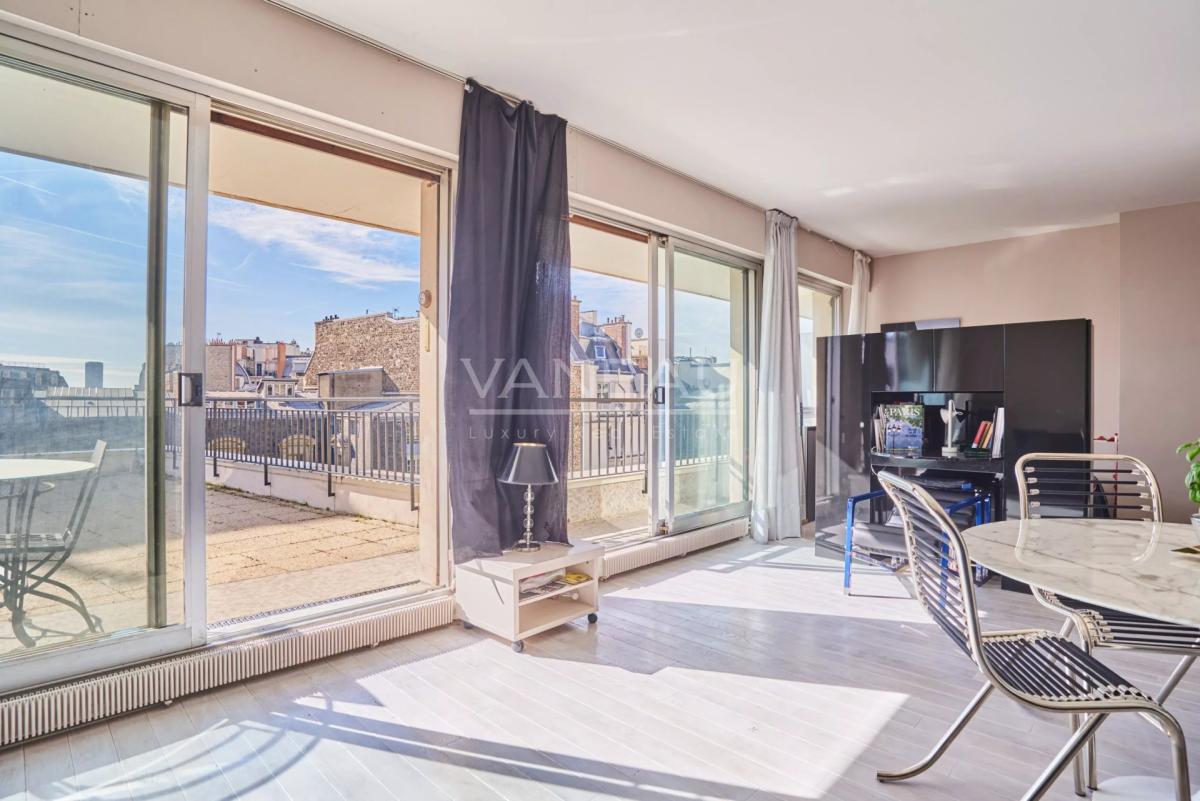 Paris XVIe - Terrasse avec vue dégagée