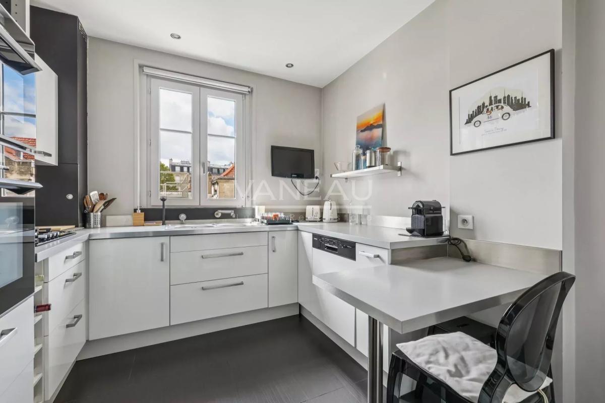 Paris XVe - Emile Duclaux - Appartement en excellent état