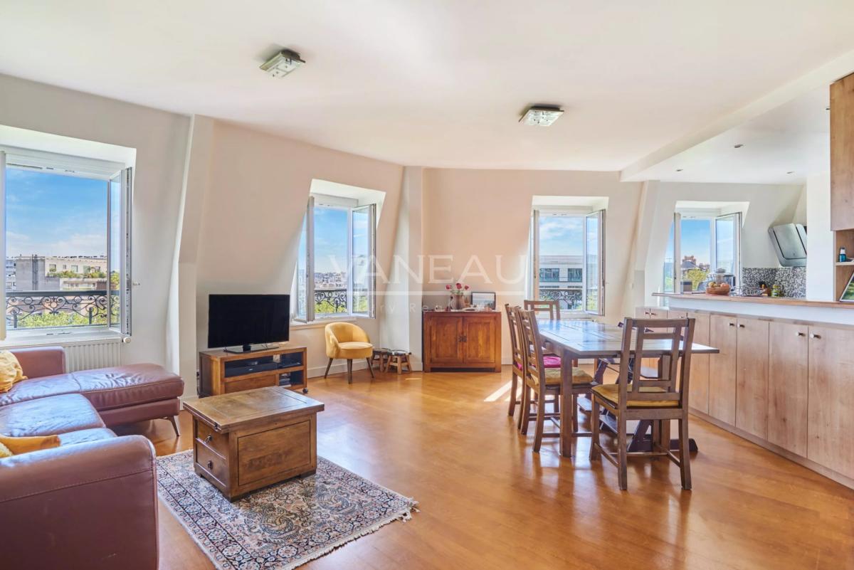 Paris  XIVème - Dernier étage avec ascenseur