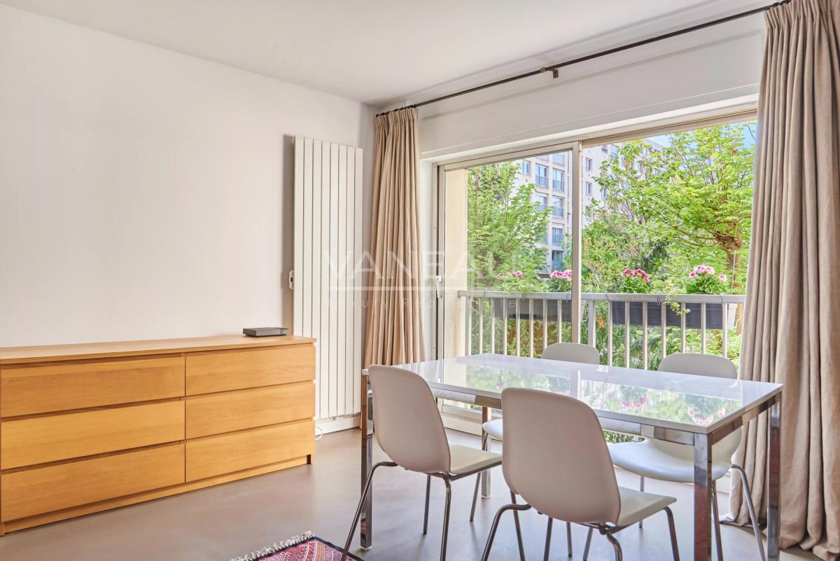 Paris VIe - Luxembourg / Vavin - Studio avec espace nuit vue jardin