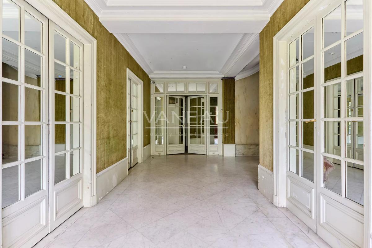 HÔTEL PARTICULIER – AVENUE FOCH – PARIS XVI