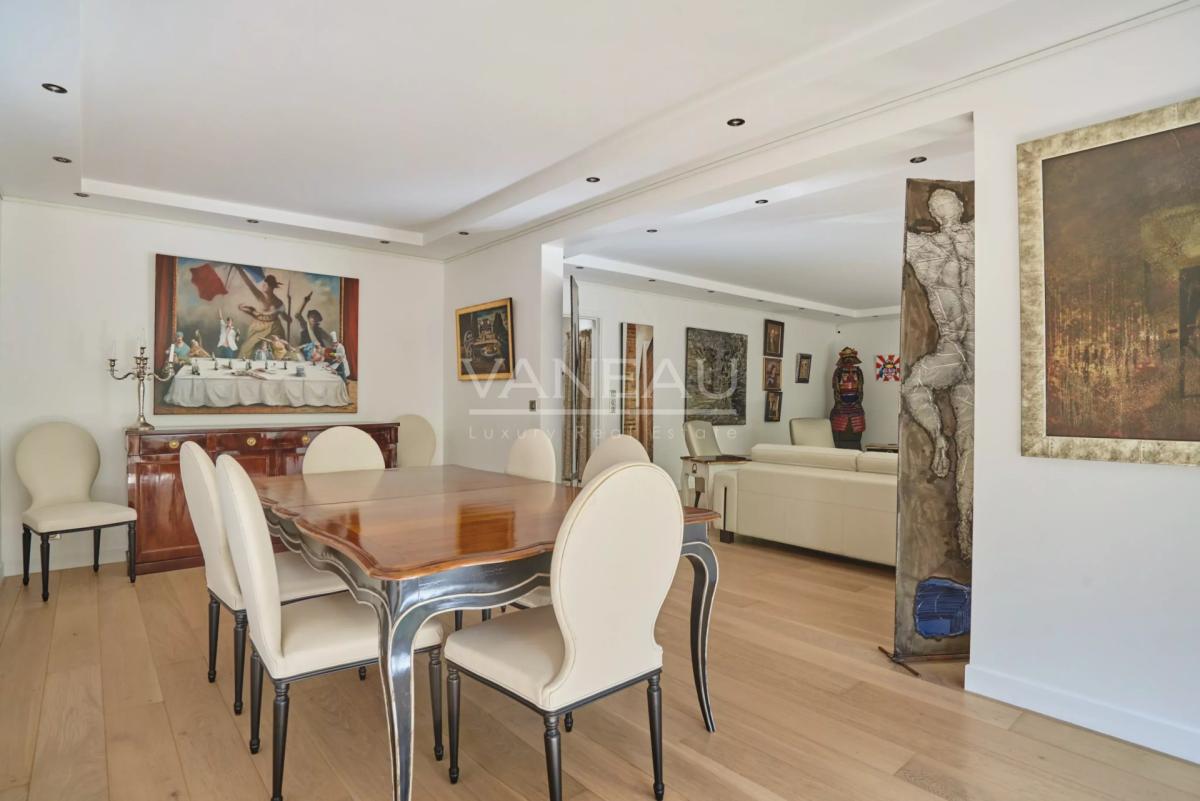 Neuilly-sur-Seine-Hôpital américain-Elégant appartement familial