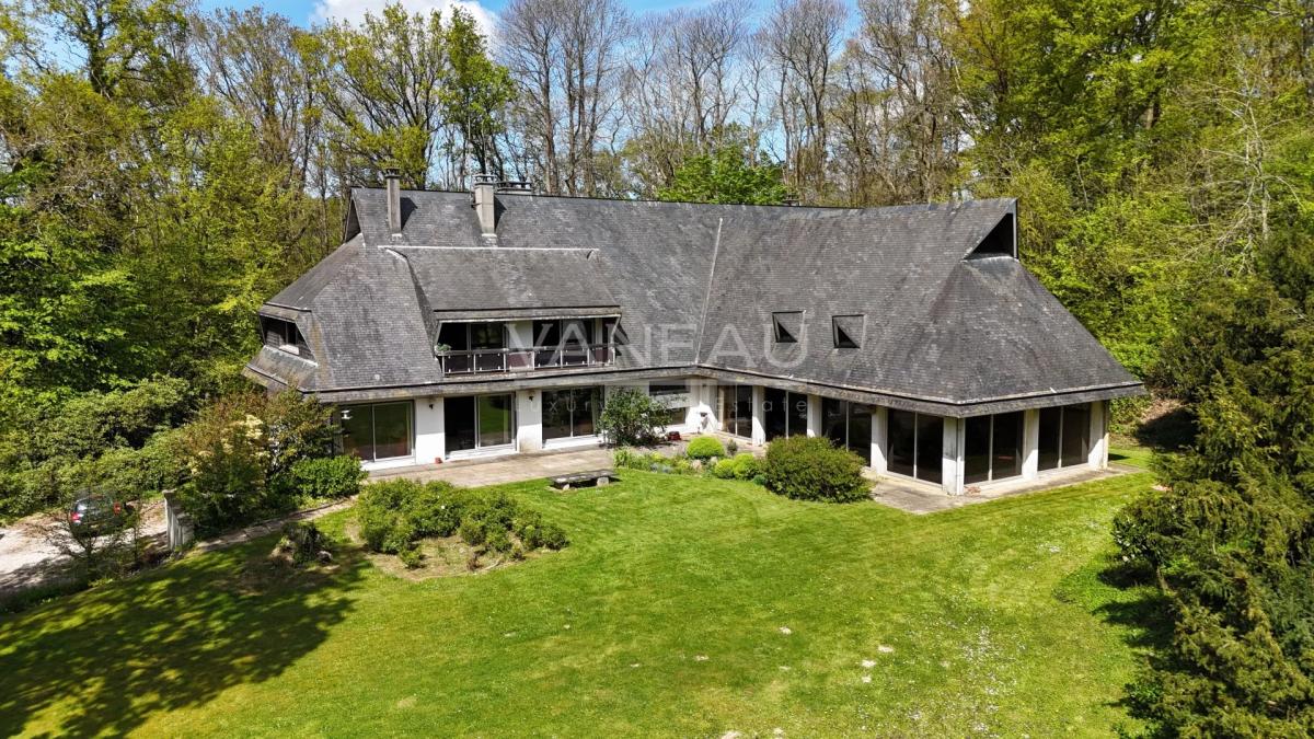 Maison d'architecte  intemporelle en Normandie