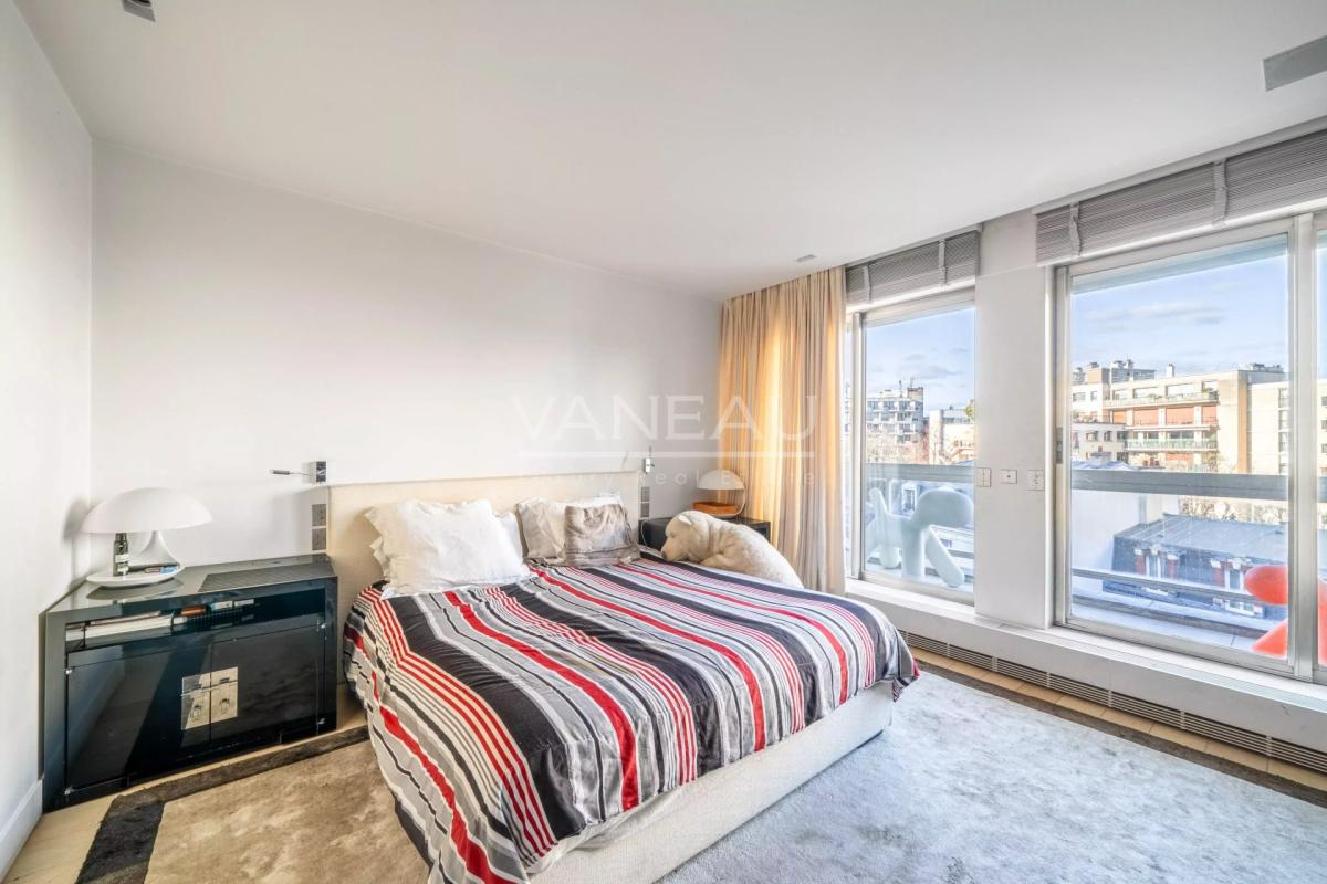 Paris XVIe - Henri Martin - Terrasse vue Tour Eiffel