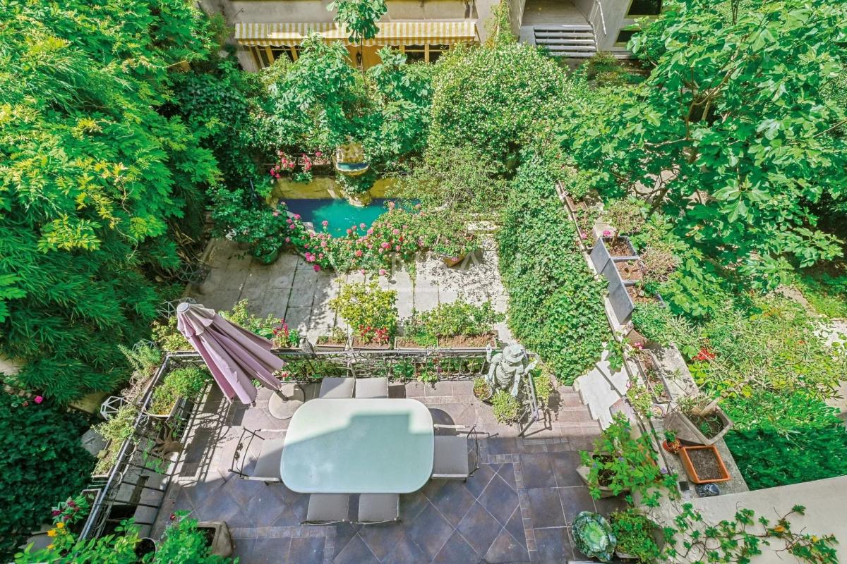 Paris XVIe - Square Lamartine - Hôtel particulier de réception e