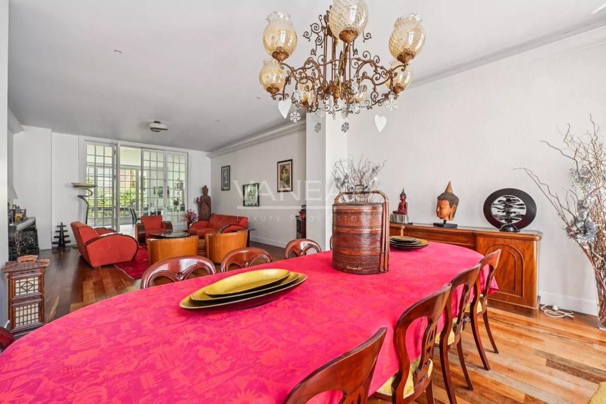 Paris XVIe - Square Lamartine - Hôtel particulier de réception e