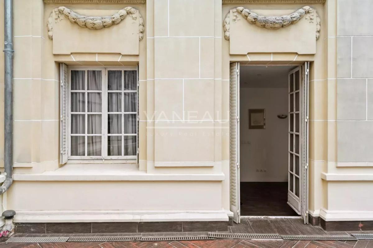 Paris XVIe - Square Lamartine - Hôtel particulier de réception e