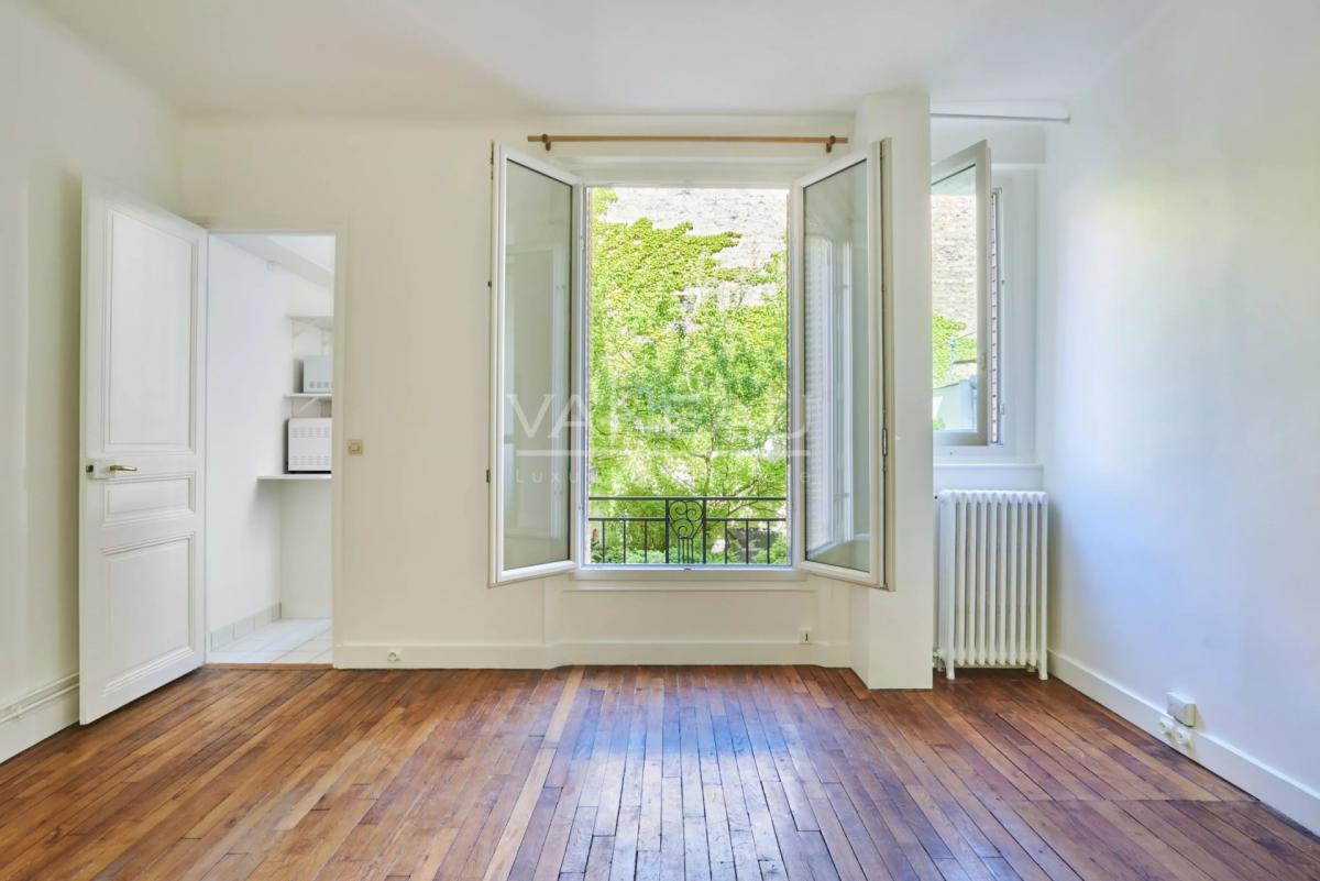 PARIS XVII - BATIGNOLLES - LÉVIS