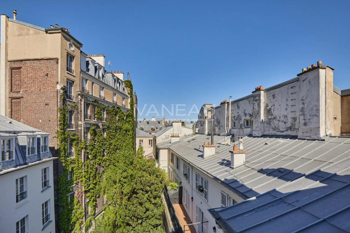 Paris VIIe - Carré des Antiquaires
