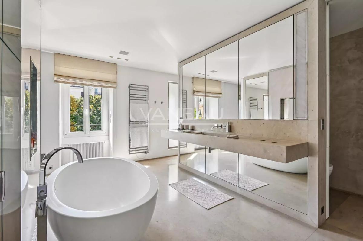 HOTEL PARTICULIER - NEUILLY - BOIS