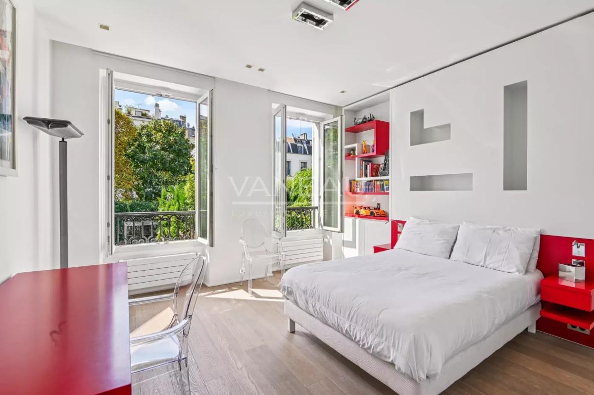 HOTEL PARTICULIER - NEUILLY - BOIS