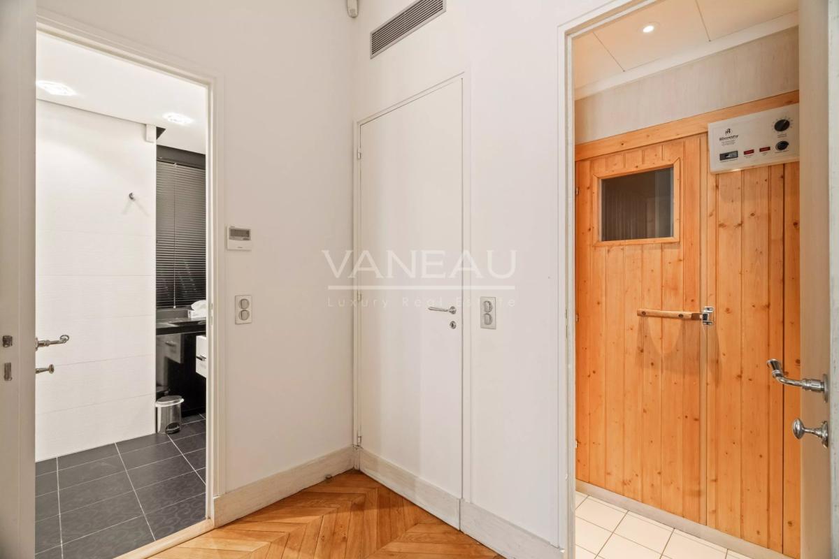 Paris XVIe - Trocadéro - Vue monuments.