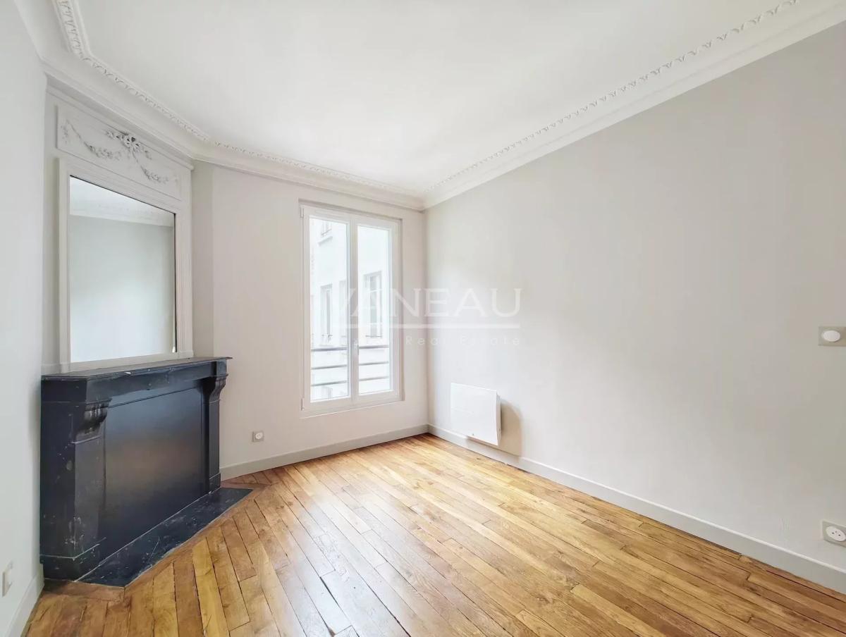 Paris XIVe - Rue des Plantes - Trois pièces Calme Rénové DPE B