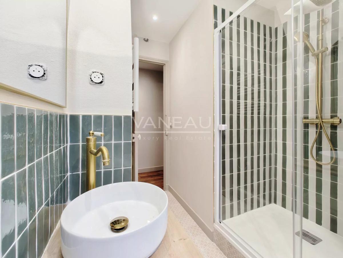 Paris XIVe - Rue des Plantes - Trois pièces Calme Rénové DPE B