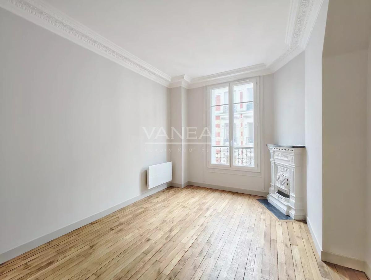 Paris XIVe - Rue des Plantes - Deux pièces Traversant Lumineux C