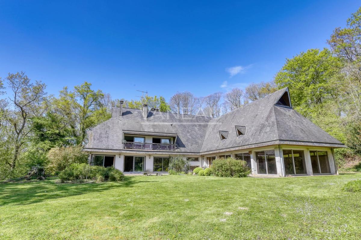 Maison d'architecte  intemporelle en Normandie