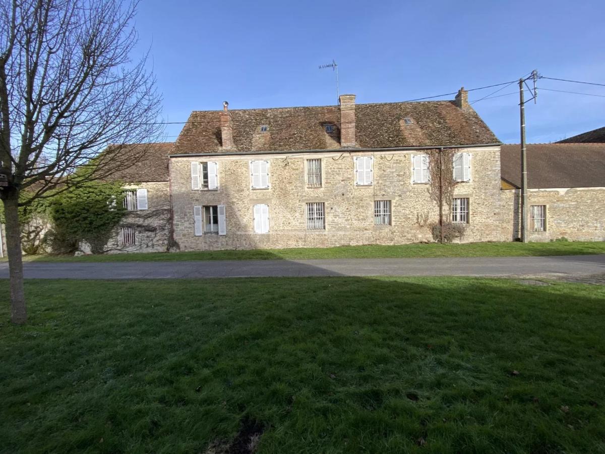 Corps de ferme à fort potentiel – Opportunité investisseurs aux 