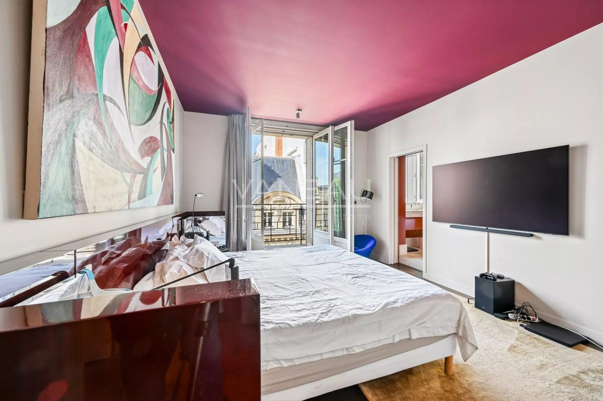 Paris VII – Élégant appartement de réception avec balcons – 171,05 m²