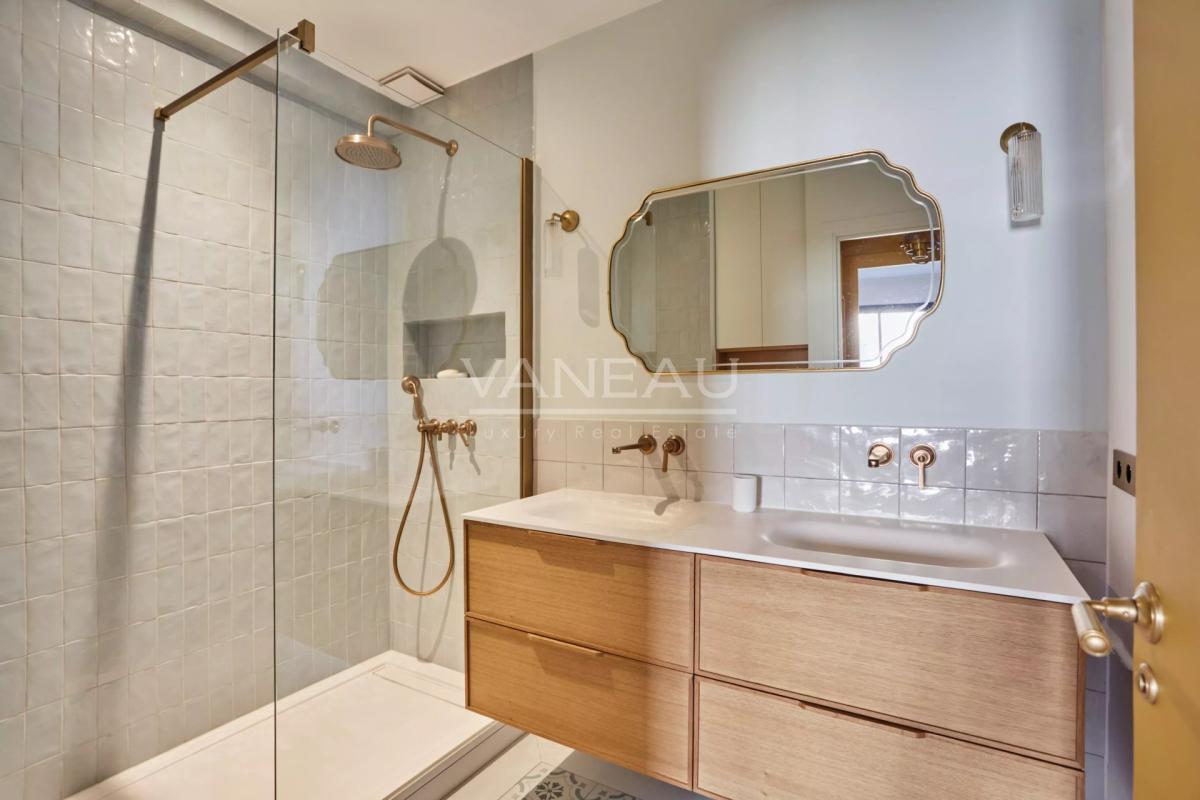 Pied à terre de standing en 2 chambres et clé en main avec clim 