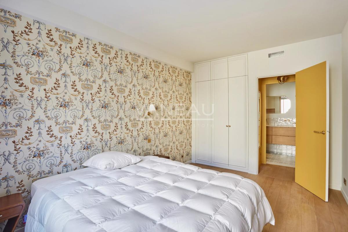 Pied à terre de standing en 2 chambres et clé en main avec clim et balcon - Parking en sus