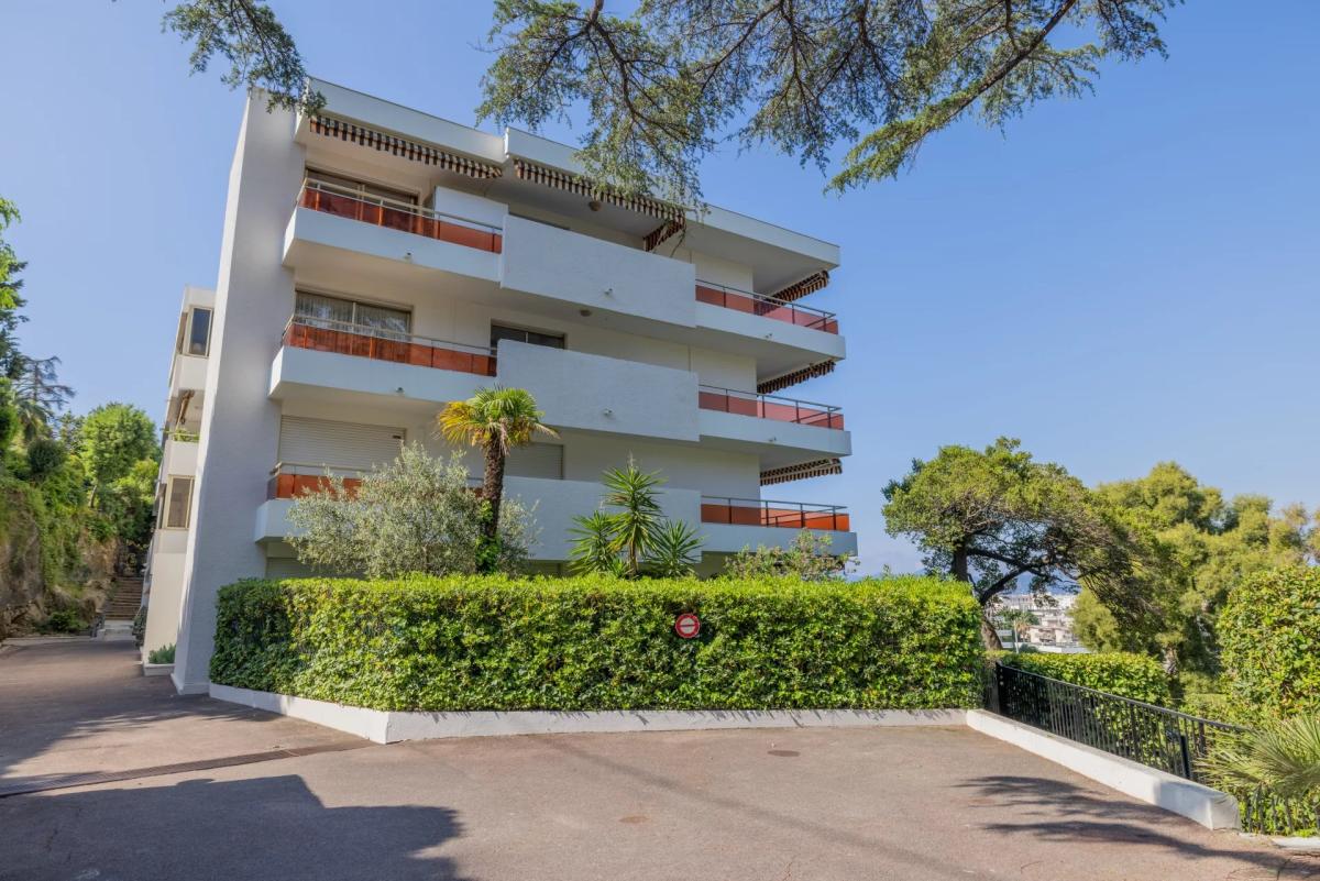 CANNES BASSE CALIFORNIE APPARTEMENT A VENDRE