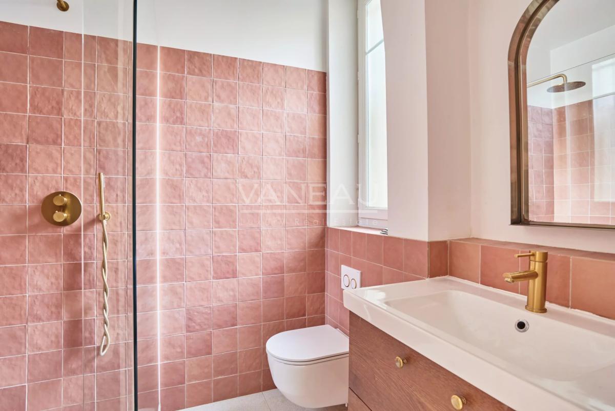 Exclusivité - Neuilly sur Seine- Saint James - Charme de l'Ancien et Vue Dégagée